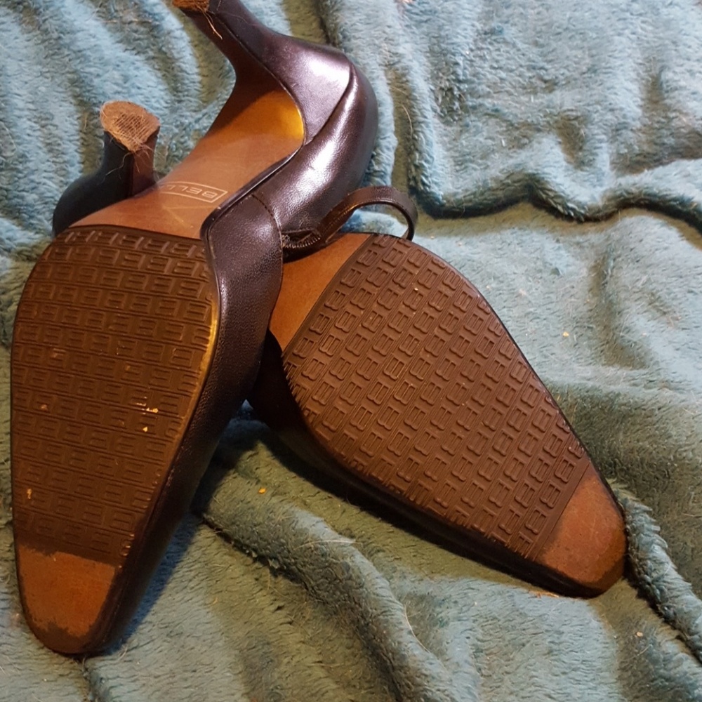 Shoes - Picture 2 of 4